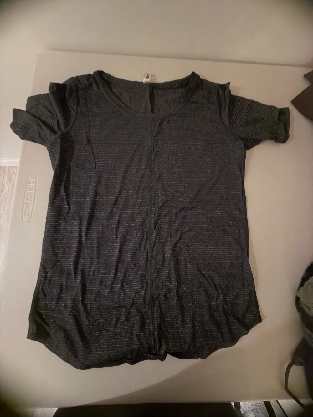 Lululemon Women's Black and Gray Short-Sleeve workout Top